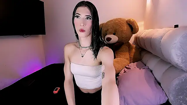Snapshot of fhalon_foxxxys_ chatting on April 15, 2026, 7:15 am fhalon foxxxys online show from April 15, 2026, 7:15 am