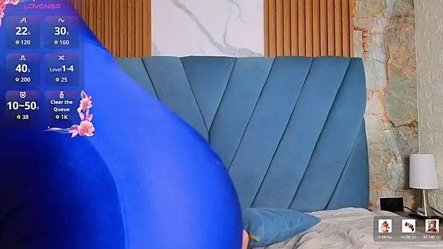 Snapshot of nathalia_koch_ chatting on December 21, 2025, 8:38 pm nathalia koch online show from December 21, 2025, 8:38 pm