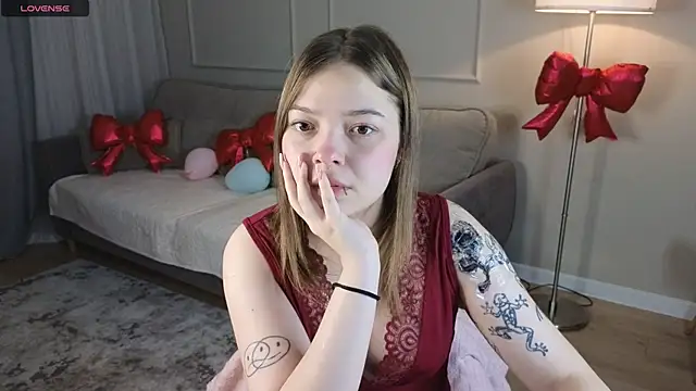 patriciapink online show from February 27, 2026, 1:27 am