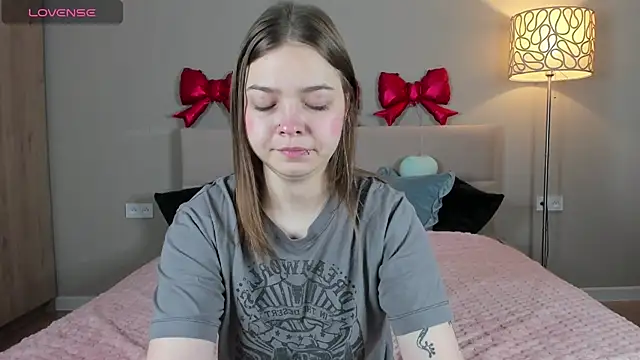 patriciapink online show from March 4, 2026, 5:35 am