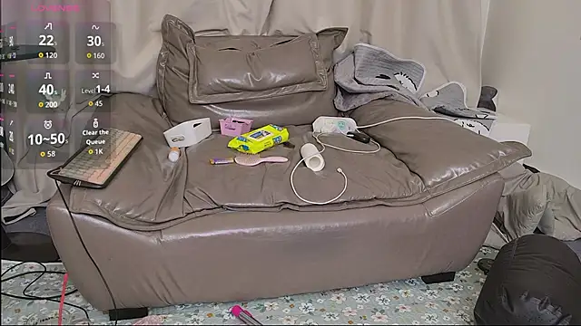 Snapshot of fox-yiyi chatting on March 30, 2026, 8:04 am fox-yiyi online show from March 30, 2026, 8:04 am