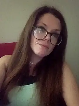 Snapshot of NovaVade chatting on October 26, 2025, 3:34 am NovaVade online show from October 26, 2025, 3:34 am