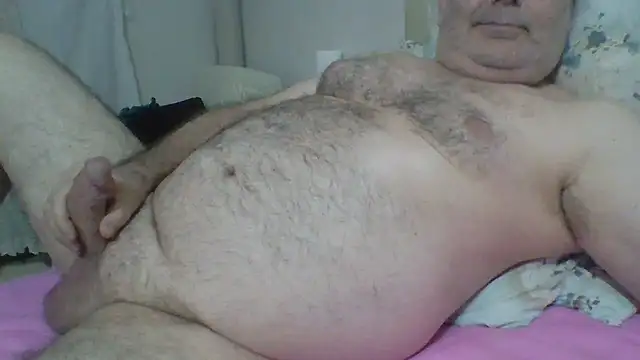 locoturco72 online show from April 14, 2026, 11:00 pm