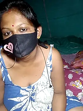 Hotty-rosni online show from October 7, 2025, 11:24 pm