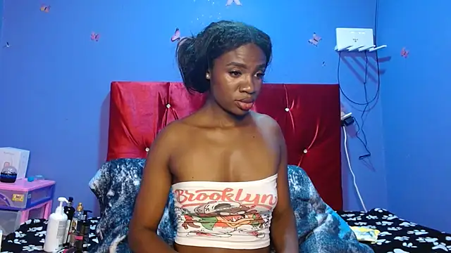 Snapshot of violeta24 chatting on June 9, 2026, 2:45 am violeta24 online show from June 9, 2026, 2:45 am
