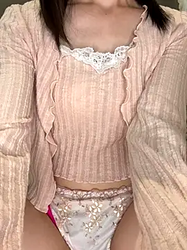 Snapshot of ms_suzuka chatting on October 14, 2025, 12:11 am ms suzuka online show from October 14, 2025, 12:11 am