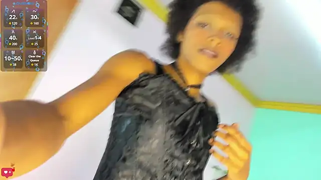 Violett Salvatore online show from March 13, 2026, 4:35 pm