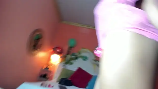 Violett Salvatore online show from March 17, 2026, 9:40 pm