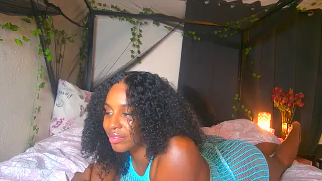 Snapshot of elaasia chatting on May 27, 2026, 11:13 pm elaasia online show from May 27, 2026, 11:13 pm