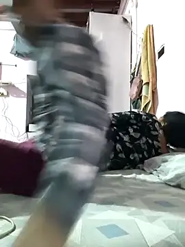 Love-pari077 online show from October 29, 2025, 4:31 pm