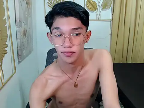 fuckerfriendsxx online show from February 6, 2026, 3:48 pm