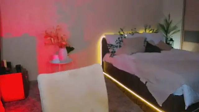 Snapshot of ChristinaConteeree chatting on November 22, 2025, 11:20 am ChristinaConteeree online show from November 22, 2025, 11:20 am