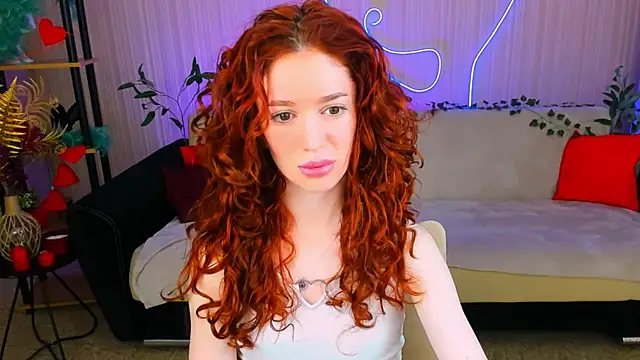 ChristinaConteeree online show from May 20, 2026, 3:24 am