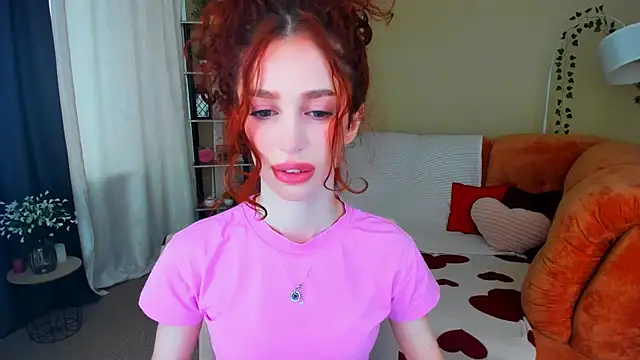 Snapshot of ChristinaConteeree chatting on July 9, 2026, 11:14 am ChristinaConteeree online show from July 9, 2026, 11:14 am