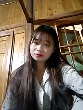 Snapshot of PhayPhay123 chatting on November 18, 2025, 12:05 am PhayPhay123 online show from November 18, 2025, 12:05 am