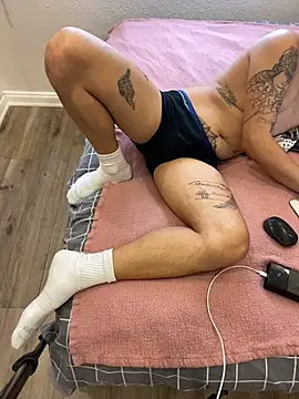 darkdecide online show from November 7, 2025, 12:27 pm