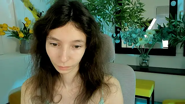 Snapshot of EmmanuellBrown chatting on October 26, 2025, 4:18 am EmmanuellBrown online show from October 26, 2025, 4:18 am