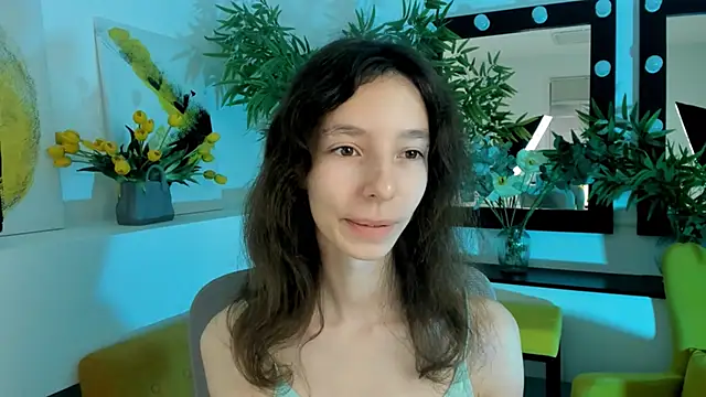 Snapshot of EmmanuellBrown chatting on November 2, 2025, 4:15 am EmmanuellBrown online show from November 2, 2025, 4:15 am