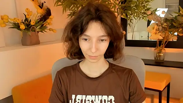 Snapshot of EmmanuellBrown chatting on November 14, 2025, 12:15 pm EmmanuellBrown online show from November 14, 2025, 12:15 pm