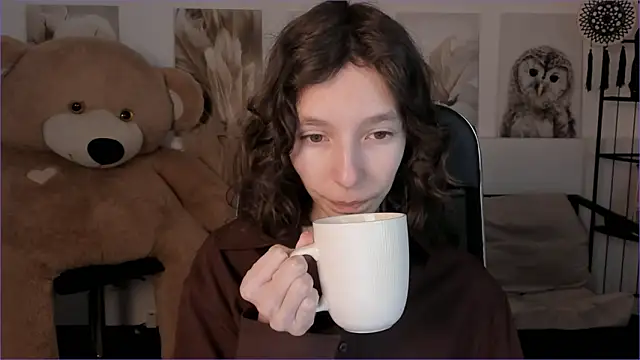 EmmanuellBrown online show from January 17, 2026, 4:06 am