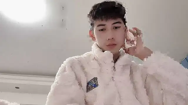 xiaojie2563 online show from December 18, 2025, 11:27 am