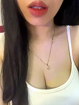 Snapshot of Mon_monbaby chatting on November 14, 2025, 6:39 pm Mon monbaby online show from November 14, 2025, 6:39 pm