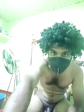 hotblack7 online show from April 17, 2026, 4:21 pm