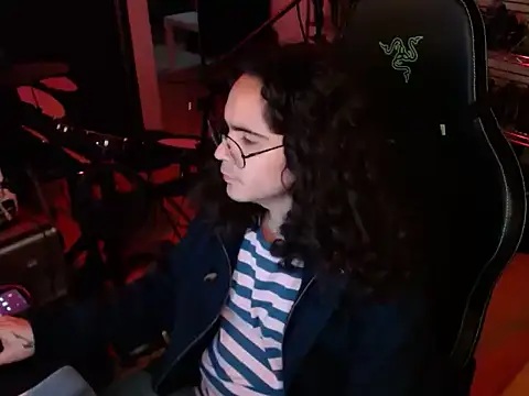 dorrey21 online show from November 11, 2025, 2:11 am