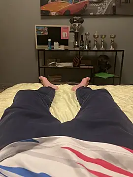 Snapshot of Zizibeaugoss chatting on December 21, 2025, 9:00 pm Zizibeaugoss online show from December 21, 2025, 9:00 pm