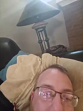 Snapshot of MEAT4urGRILL chatting on October 10, 2025, 9:14 pm MEAT4urGRILL online show from October 10, 2025, 9:14 pm