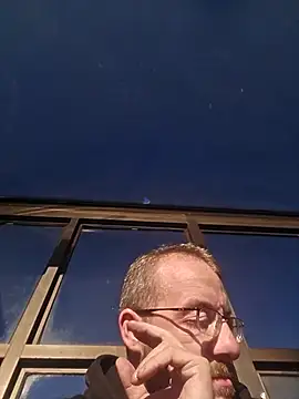 Snapshot of MEAT4urGRILL chatting on October 21, 2025, 1:56 pm MEAT4urGRILL online show from October 21, 2025, 1:56 pm