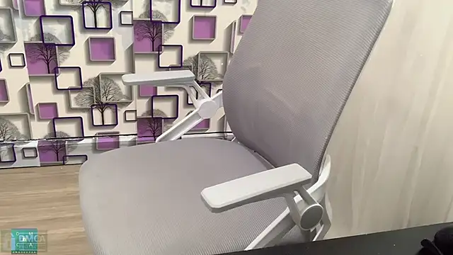 Snapshot of _ROSE_22 chatting on November 8, 2025, 11:21 am ROSE 22 online show from November 8, 2025, 11:21 am