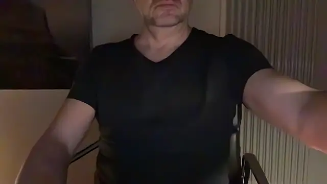 Snapshot of german9inch chatting on February 21, 2025, 9:54 pm german9inch online show from February 21, 2025, 9:54 pm