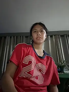 Snapshot of lynn9000 chatting on October 26, 2025, 5:24 am lynn9000 online show from October 26, 2025, 5:24 am