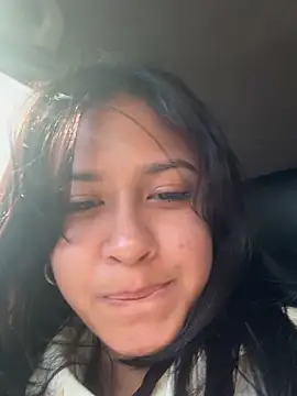 Snapshot of lynn9000 chatting on November 14, 2025, 1:21 pm lynn9000 online show from November 14, 2025, 1:21 pm