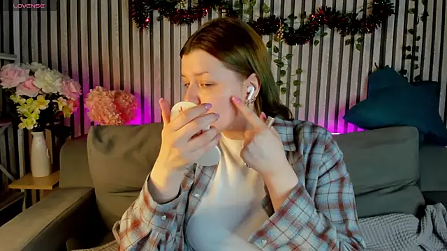 Michele Greenn online show from January 12, 2026, 1:11 am