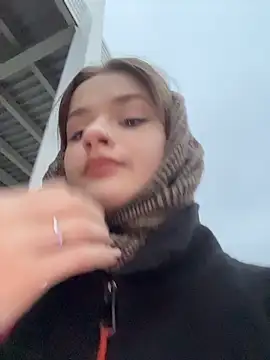 KittyQueeny online show from October 25, 2025, 2:24 pm