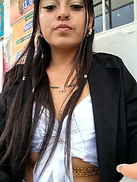 Snapshot of LunaHot_777 chatting on October 31, 2025, 3:13 pm LunaHot 777 online show from October 31, 2025, 3:13 pm