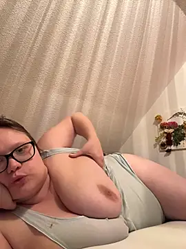 candyromance online show from March 13, 2026, 7:20 pm