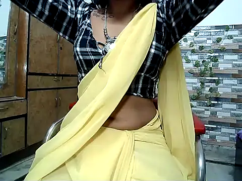 HOT AARVI11 online show from September 19, 2025, 3:13 pm