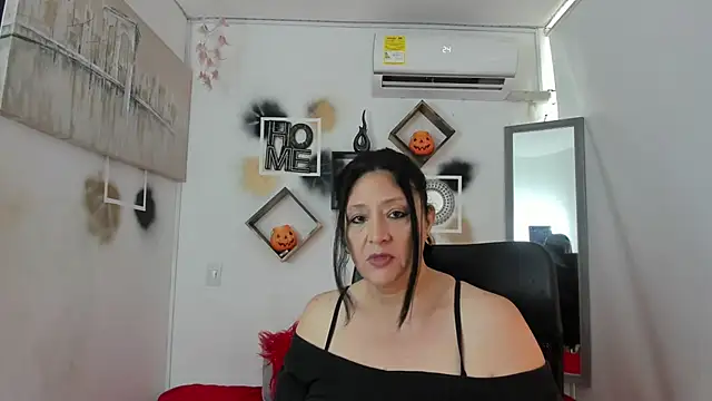 tatiana sofiaa online show from October 21, 2025, 1:23 pm