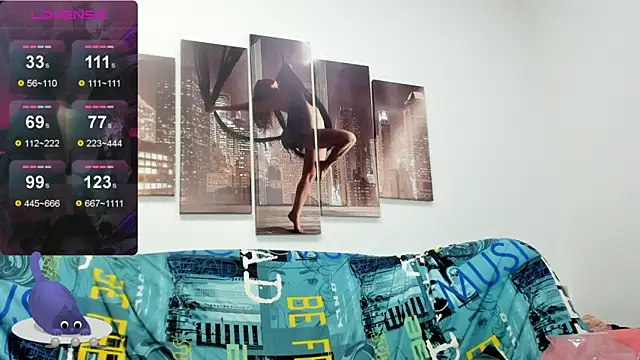 Snapshot of Sunny_Sammy chatting on October 10, 2025, 8:24 am Sunny Sammy online show from October 10, 2025, 8:24 am