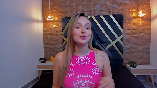 Snapshot of Emmaa_white_ chatting on November 14, 2025, 5:11 pm Emmaa white online show from November 14, 2025, 5:11 pm