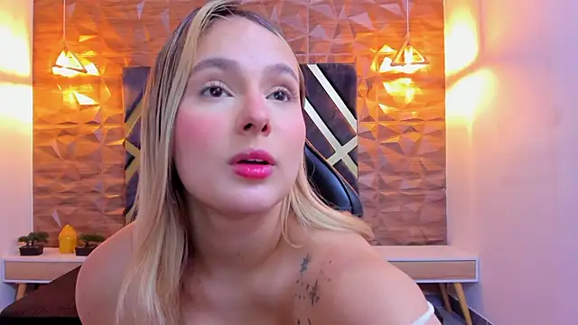 Emmaa white  online show from February 24, 2026, 5:22 pm