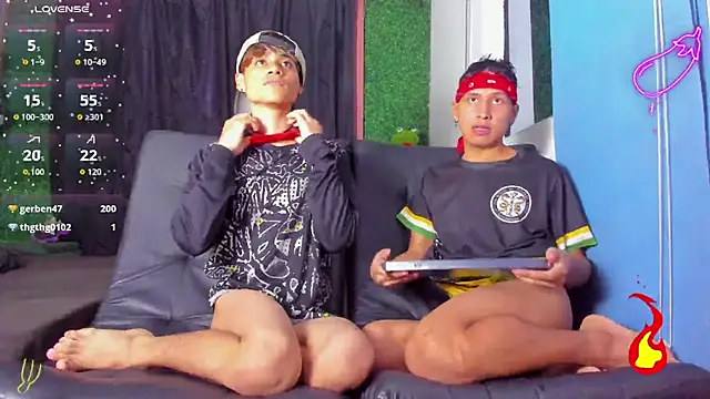 Snapshot of spicy_adonhis chatting on November 11, 2025, 12:10 am spicy adonhis online show from November 11, 2025, 12:10 am