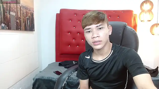 Snapshot of nathanclay chatting on October 25, 2025, 4:09 am nathanclay online show from October 25, 2025, 4:09 am