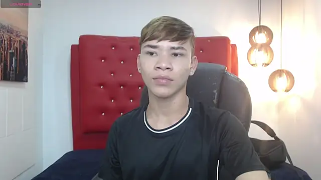 Snapshot of nathanclay chatting on November 6, 2025, 3:40 am nathanclay online show from November 6, 2025, 3:40 am