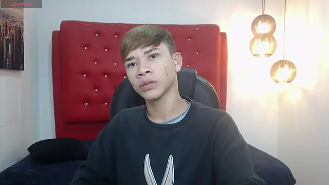 Snapshot of nathanclay chatting on November 13, 2025, 4:11 am nathanclay online show from November 13, 2025, 4:11 am