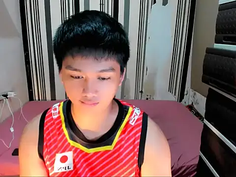 Snapshot of Mister_officer69 chatting on March 26, 2026, 12:39 am Mister officer69 online show from March 26, 2026, 12:39 am