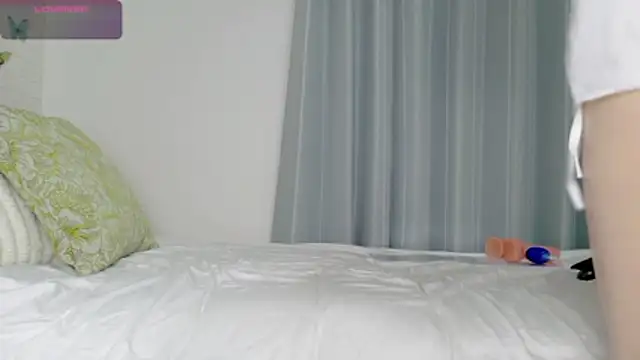 Snapshot of MIZUKI88888 chatting on May 13, 2026, 12:13 pm MIZUKI88888 online show from May 13, 2026, 12:13 pm